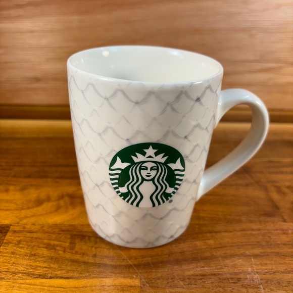 Starbucks Mermaid Logo Coffee Tea Mug 10 Oz Mermaid scales ceramic Cup NEW - Picture 1 of 7